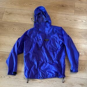 Mountain Hardwear Royal Blue Windbreaker